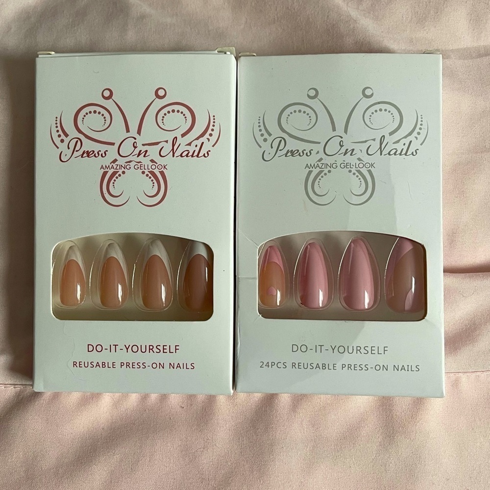 ⭐️Press-on Reusable Nails Bundle - NWT - Free with any purchase!​​​​​​​